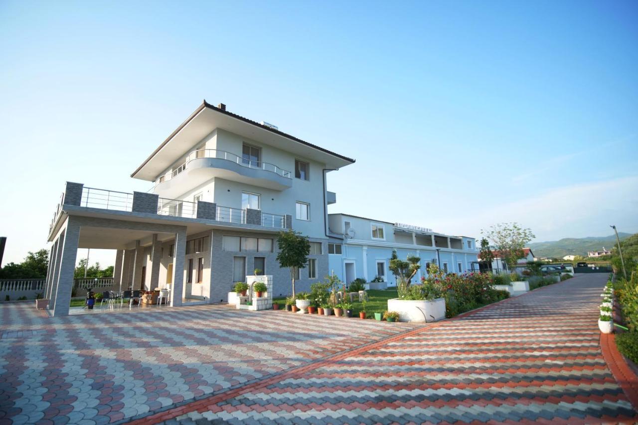 Hanna & Solei Hotel Berat Exterior photo