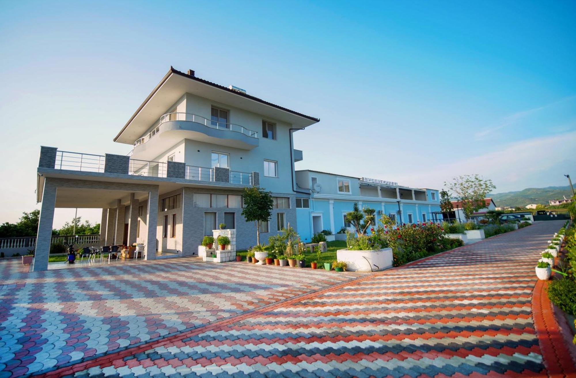 Hanna & Solei Hotel Berat Exterior photo